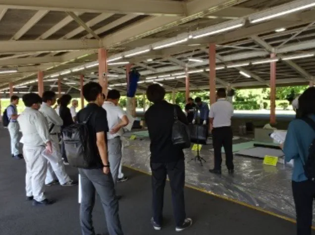 岩手セミナー　施工デモンストレーションの様子